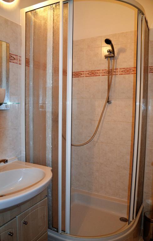 Excalibur Penzion a Restaurace Moravská Třebová Esterno foto
